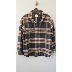 American Eagle Womens Oversized Flannel Shirt Jacket Shacket M Plaid Fall Cozy